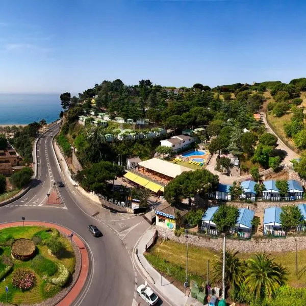 Camping Bungalows El Far, hotel v destinaci Calella