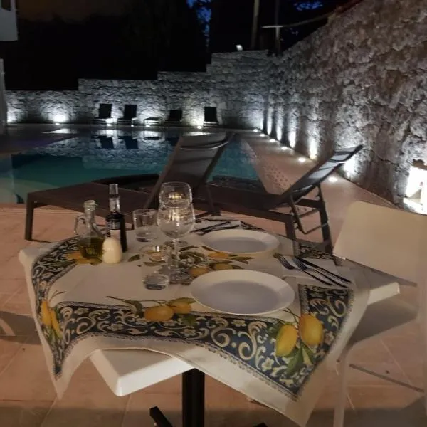 Marty Luxury B&B, hotel di Calatabiano