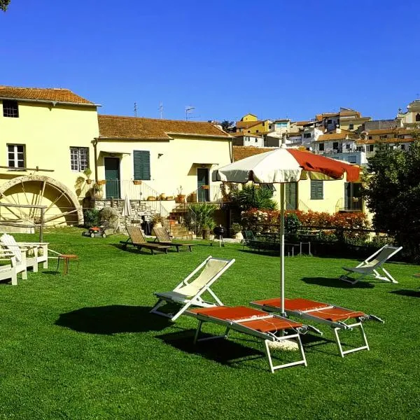 Country House Il Mulino,parking,wi-fi free, hotel in Villa Talla