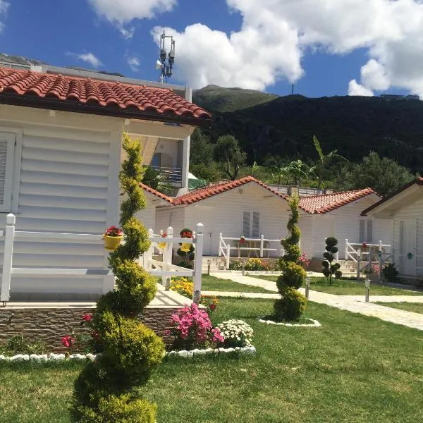 Vela e Bardhe, hotel v destinaci Dhërmi