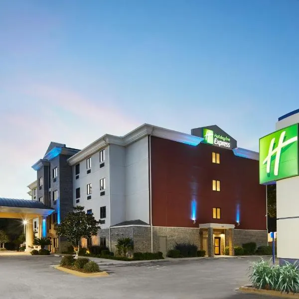 Holiday Inn Express Hotel & Suites Pensacola-West Navy Base by IHG, hotel in Pensacola