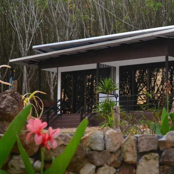 Camp Hadee Koh Yao Noi, hotel v destinaci Ko Yao Noi