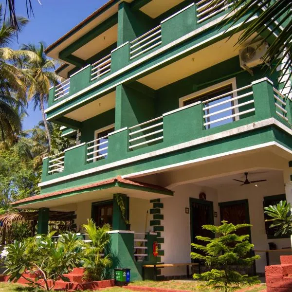 GREEN NEST HOSTEL, Baga-Arpora, North Goa, hotel in Arpora