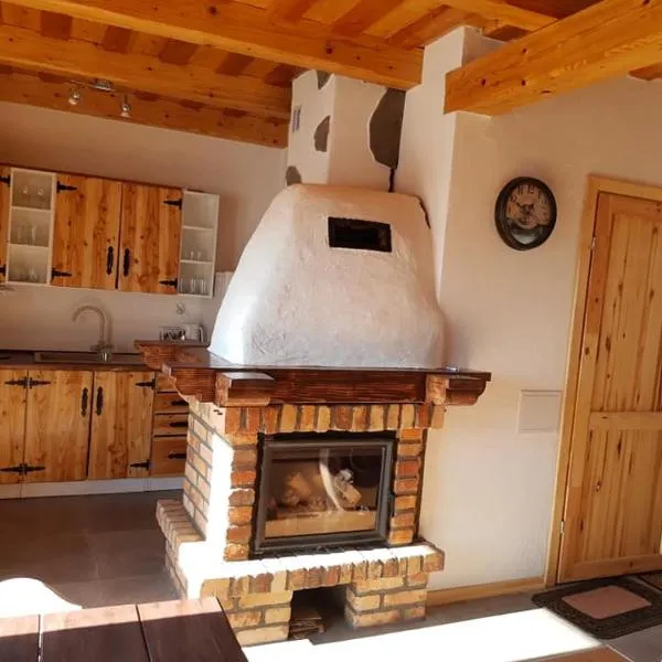 Domek u Jawora -Agroturystyka, hotel v destinaci Grywałd