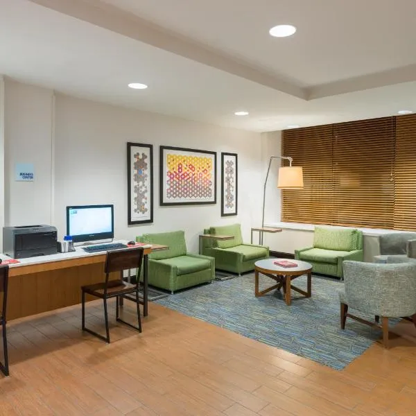 Holiday Inn Express - Times Square by IHG, hotel di New York