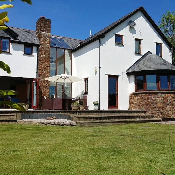 Oak Lodge B&B, hotel v destinaci Bude