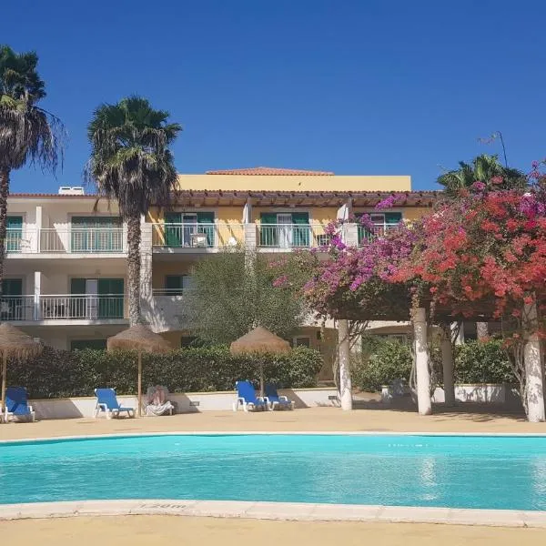 4 Sterne Appartment Sal Kap Verden, hotel v destinaci Prainha