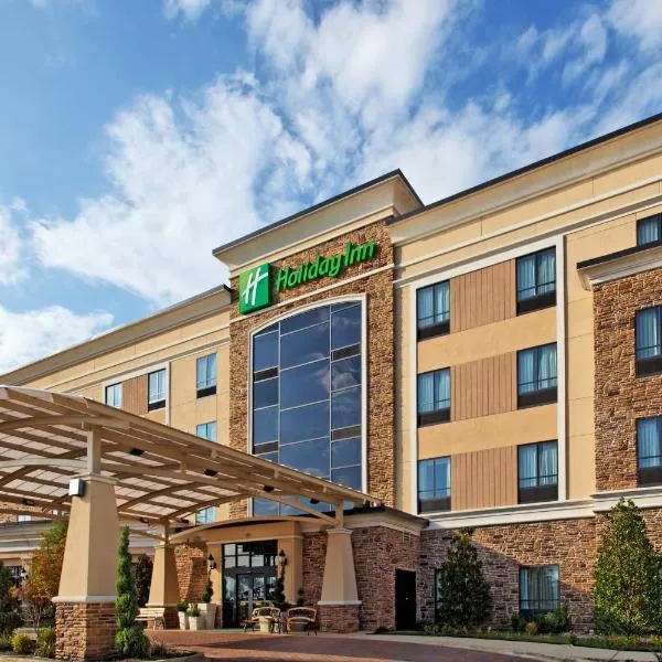 Holiday Inn Arlington Northeast by IHG、アーリントンのホテル