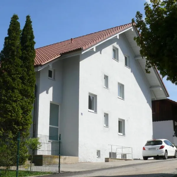 Gästehäuser Arnstorf, hotel v destinaci Arnstorf