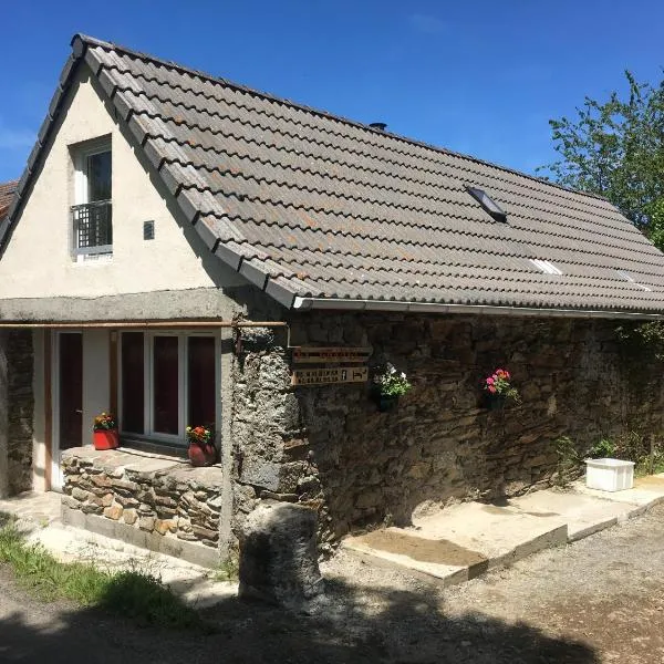 La grange de Maurines, hotel in Saint-Juéry