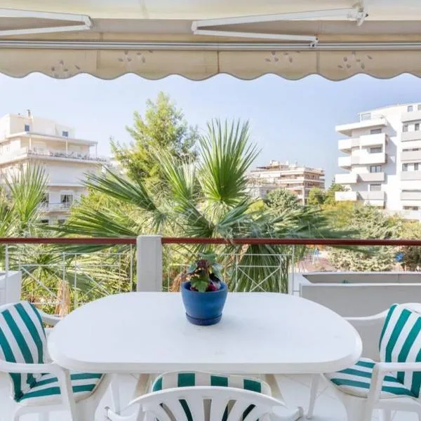 Two Bedroom Apartment Near Alimos Marina !, Hotel in Athen
