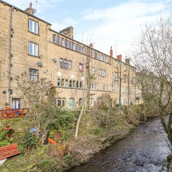 Over-Under Cottage, hotel v destinaci Holmfirth