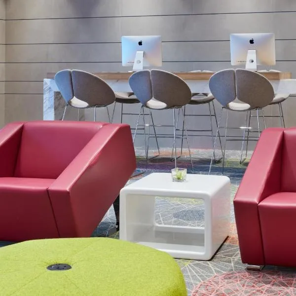 Holiday Inn - Doha - The Business Park by IHG, hotel in Doha
