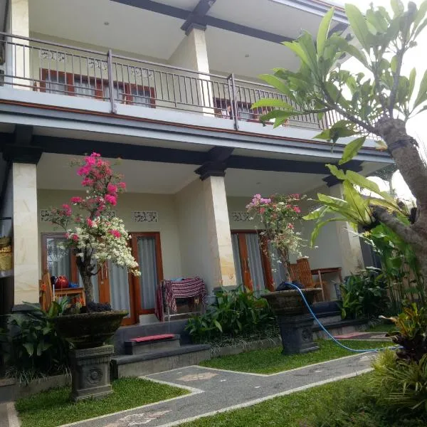 Suryadina Guest House: Ubud'da bir otel