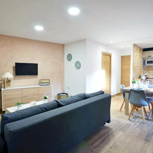 PORTAL DE MOLINA 1 - Piso acogedor en el caso histórico de Albarracín, hotel v destinaci Albarracín