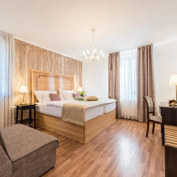 Plitvice Falls Cottage - Luxury rooms & Dinner, hotel i Plitvica selo