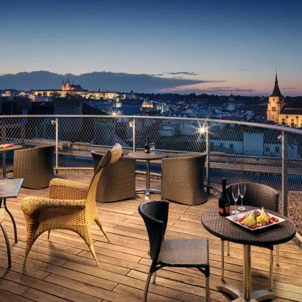 Design Metropol Hotel Prague: Prag'da bir otel