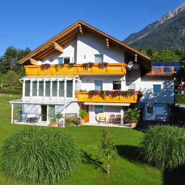 Haus Bübl, hotel di Presseggersee