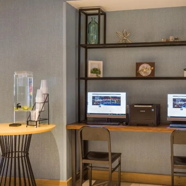 Holiday Inn - Boone - University Area by IHG，布恩的飯店