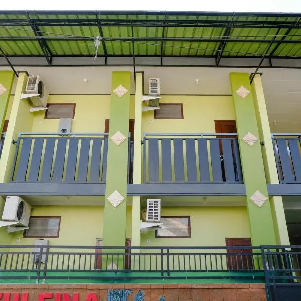 Zulfina Homestay Syariah Mitra RedDoorz, hotel a Banyuwangi