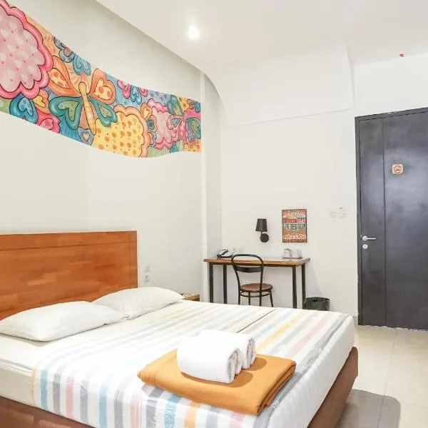 Istanaku Guesthouse 2, hotell i Manado