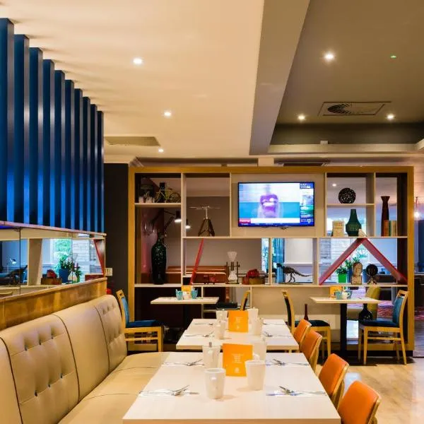 Holiday Inn Leeds Garforth by IHG, ξενοδοχείο σε Garforth