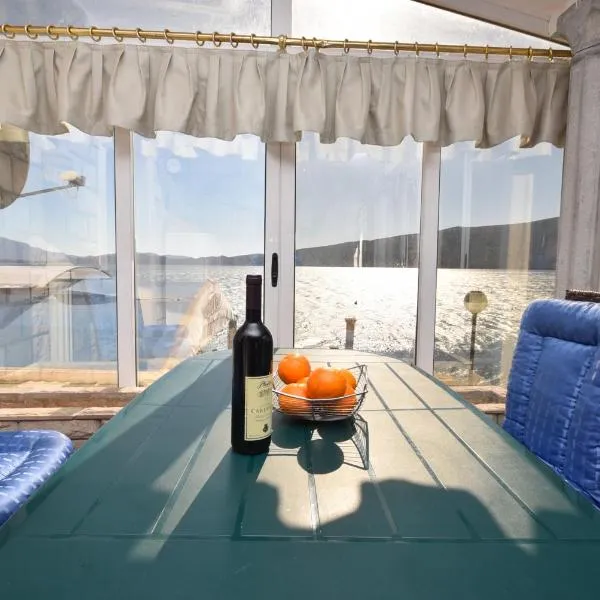 SeaSide House, hotel v destinaci Herceg-Novi