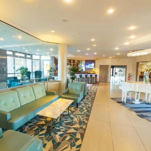 Best Western Plus Evreux Palais Des Congrès, hotel v destinaci Évreux
