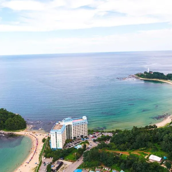 Kumgangsan Condo Sokcho, hotel v destinaci Goseong