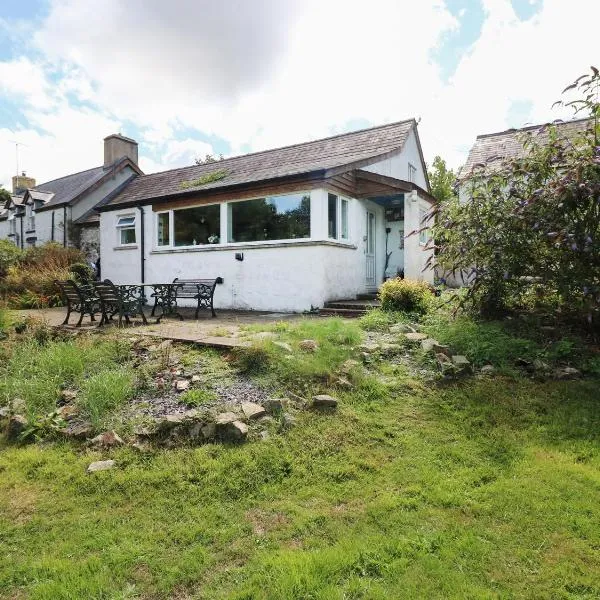 Morfa Isaf Cottage, hotel i Penbryn