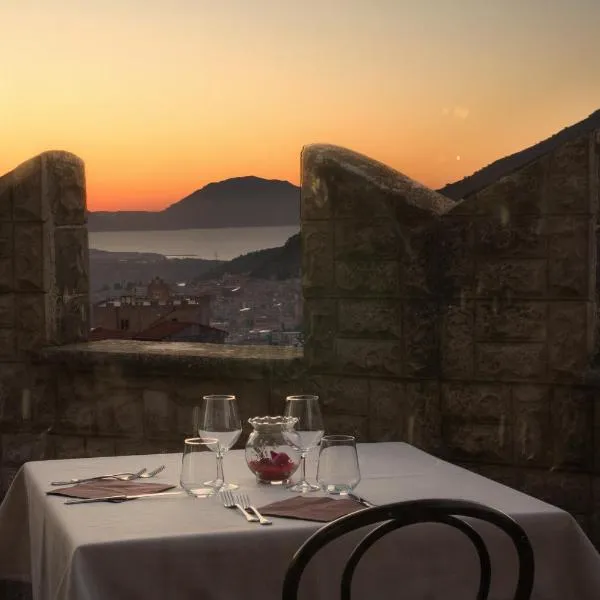 Hotel Castello di Giuliano – hotel w mieście Montelepre