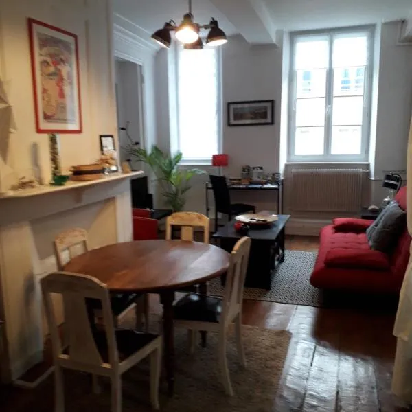 Appartement la haute ville Granville, hôtel à Granville