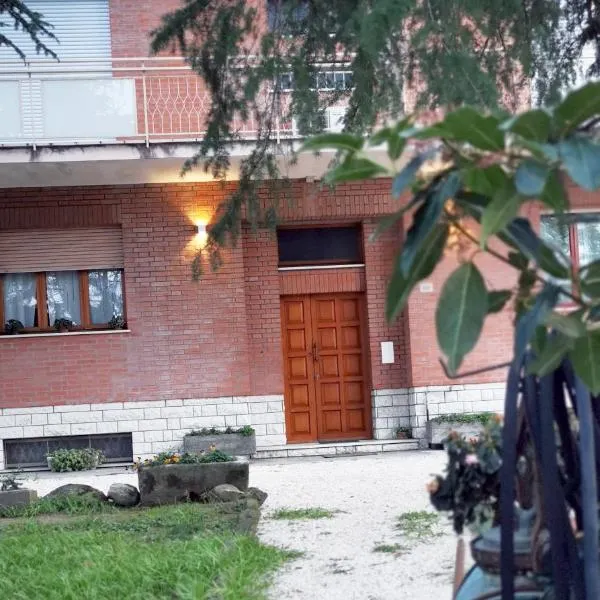 Casa Dora, hotel in Cesena