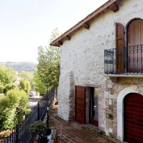 Authentic Villa Surrounded by Nature, hotel in Monterivoso