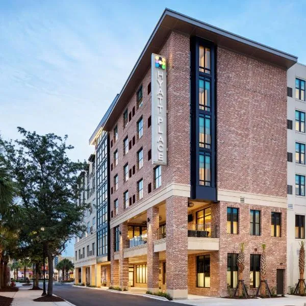 Hyatt Place Mount Pleasant Towne Centre, khách sạn ở Charleston