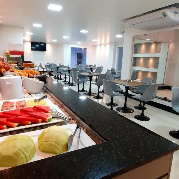 Hotel Gemeos, hotel di São Mateus