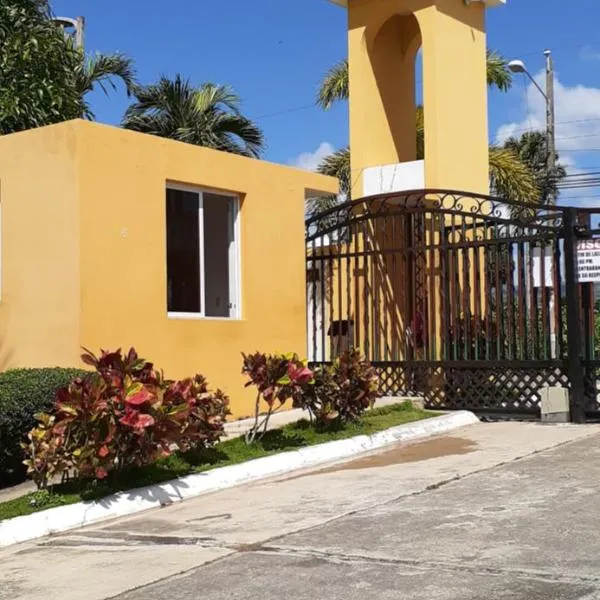 Residencial Palma De Gurabo, hotel Sabana Iglesia városában
