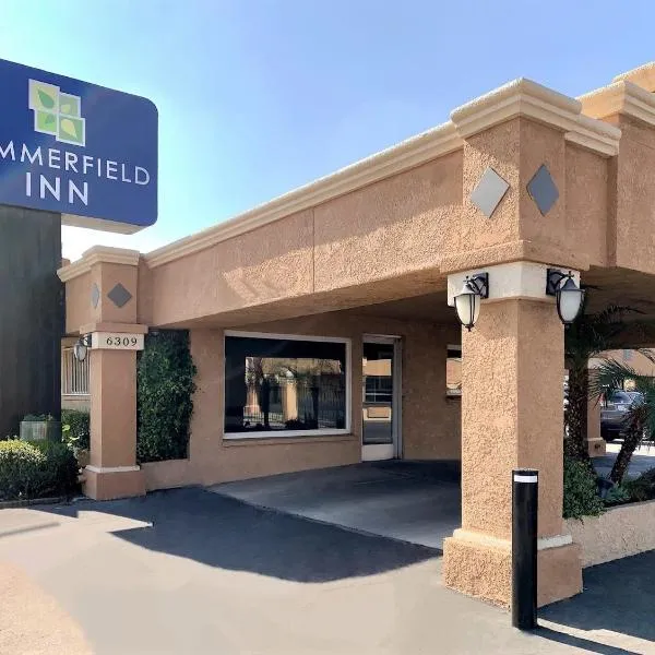 Summerfield Inn Fresno Yosemite: Muscatel şehrinde bir otel
