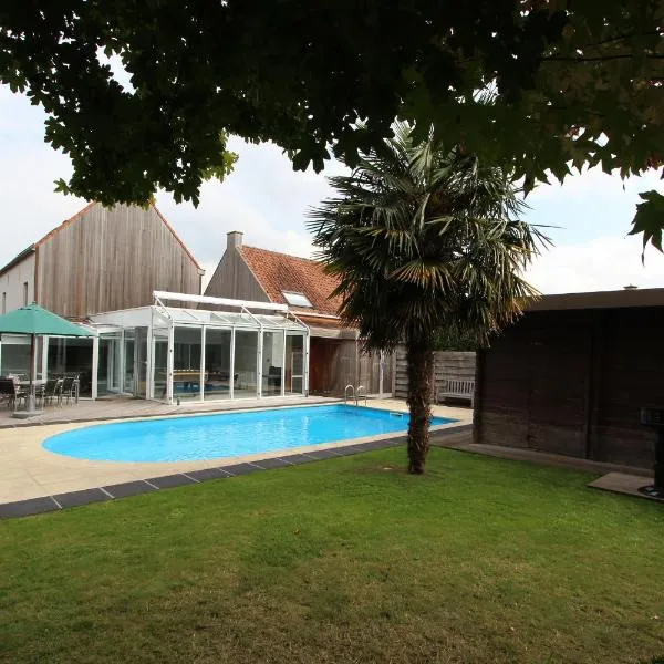 NUVOLA VILLA, hotel in Sint-Lievens-Houtem