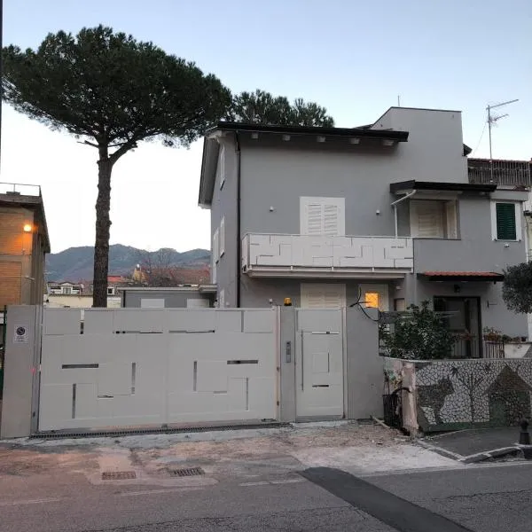 Casa Due Maggio: Cava deʼ Tirreni'de bir otel