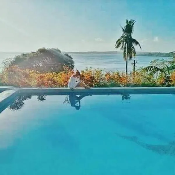サンシー リゾート（SunSea Resort）、ギマラスのホテル