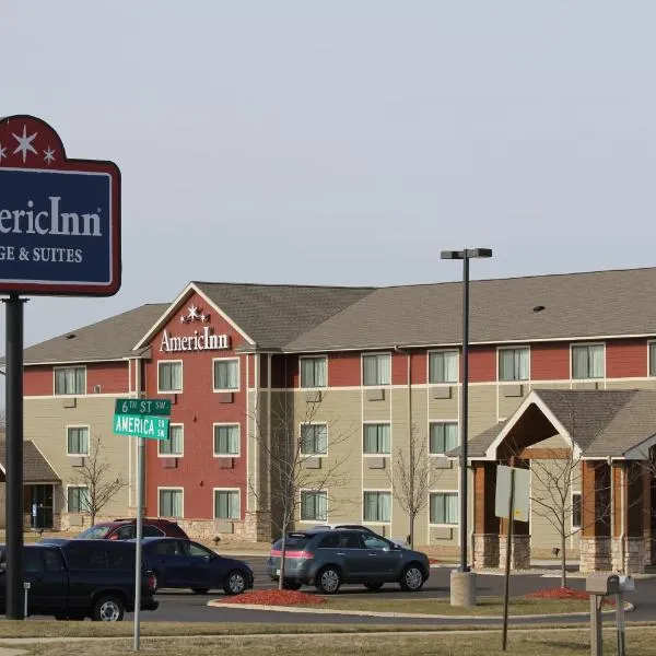 AmericInn by Wyndham Cedar Rapids Airport, хотел в Amana