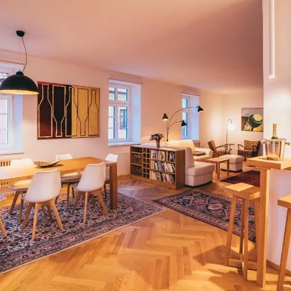Latron 98, hotel in Český Krumlov