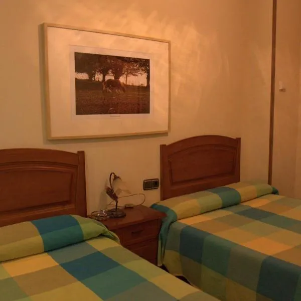 Hostal Rural Elosta, hotell i Eguiarreta