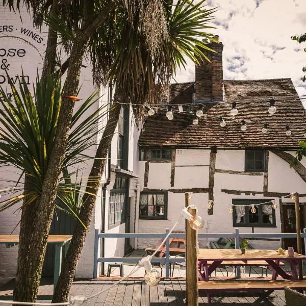 The Rose & Crown, hotel v destinaci Godalming
