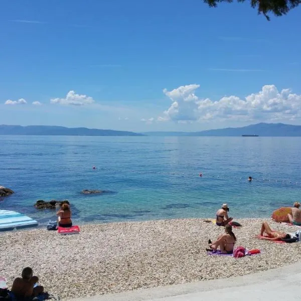 Volcano Rijeka, hotel em Bakarac