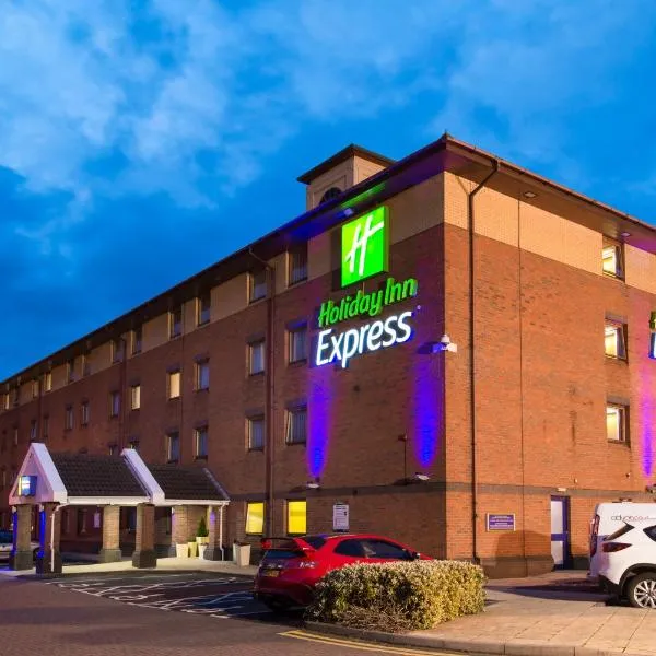 Holiday Inn Express Birmingham Oldbury by IHG、オールドベリーのホテル