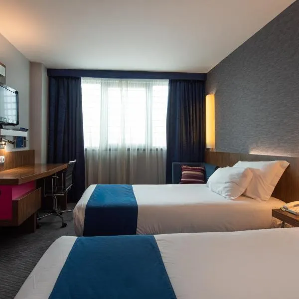 Holiday Inn Express Lisbon Airport - photo 2