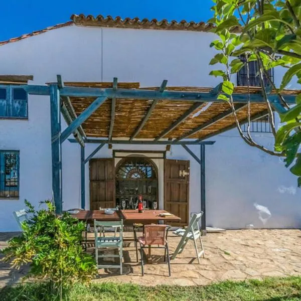 Casa Rural Ermita Azul，El Alcornocal的飯店