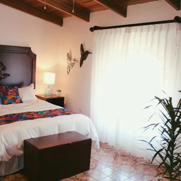 Hacienda Escondida 10min to Airport, Hotel in Alajuela